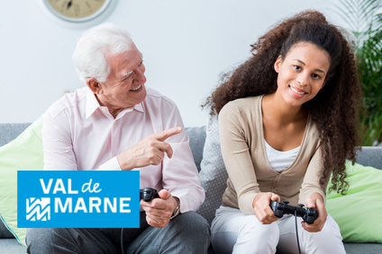 le-lien-intergenerationnel-etudiant-senior-dans-le-val-de-marne